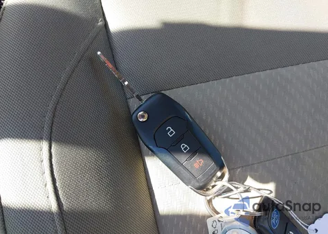 2021 Ford Ecosport S z USA, uszkodzony, nr VIN MAJ6S3FL4MC419759